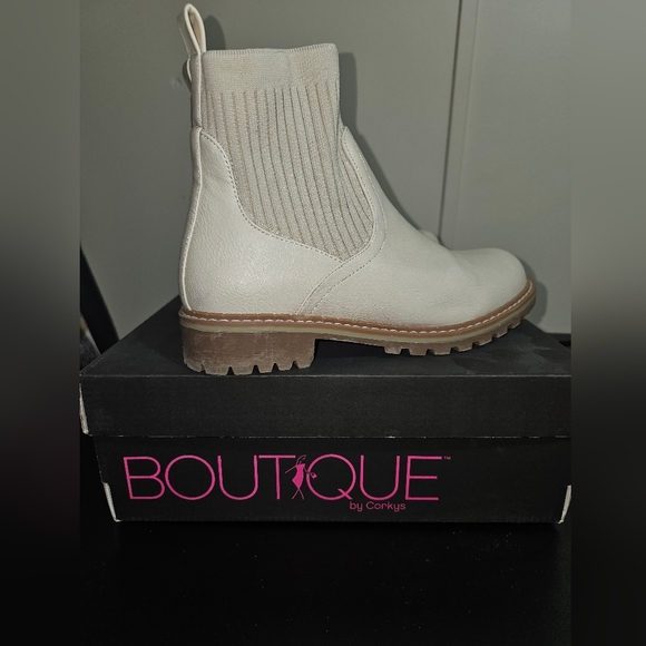 Corkys Boots - Picture 3 of 4